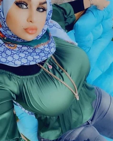 Atabs Big Boobs Porn Videos .